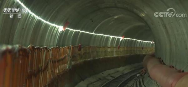 山西太原地铁一号线隧道成功下穿汾河 顺利实现双线穿越